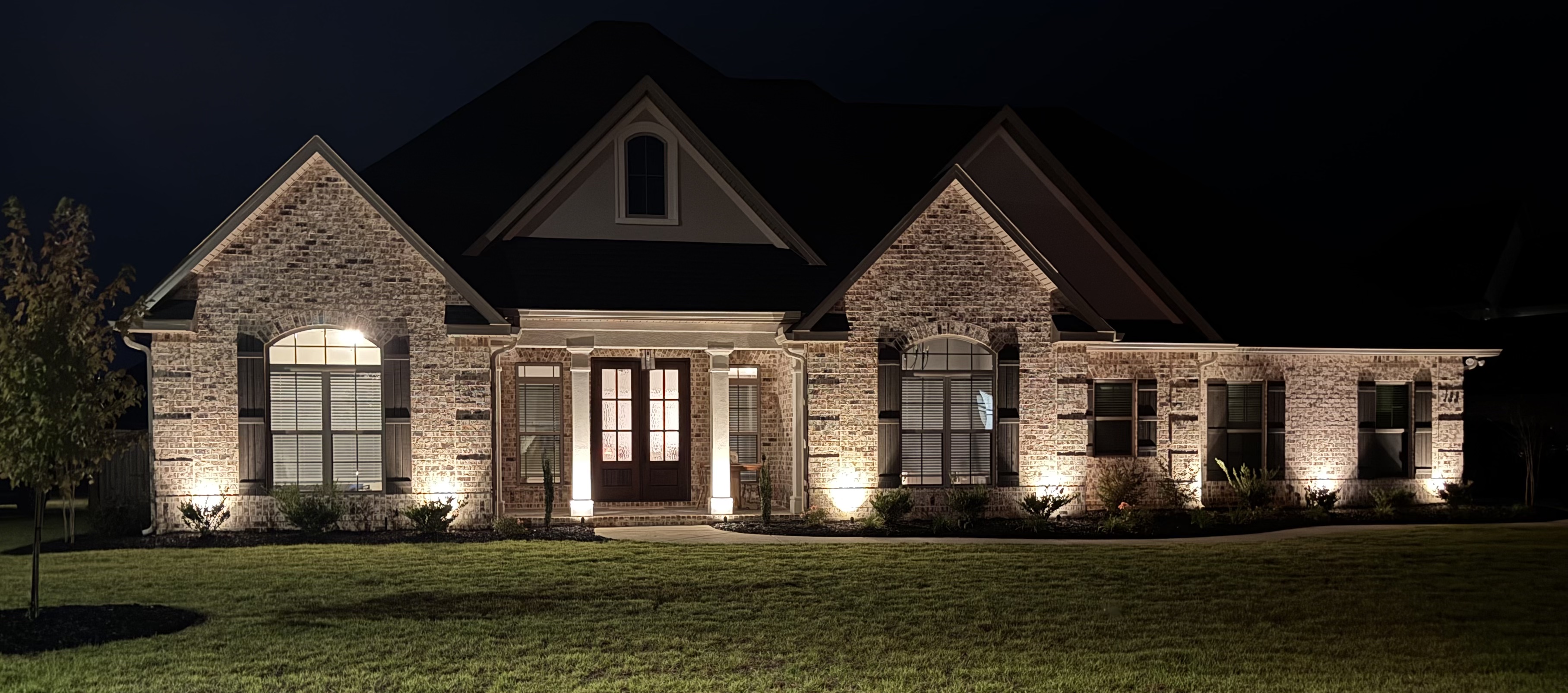 TECA house accent lighting installation